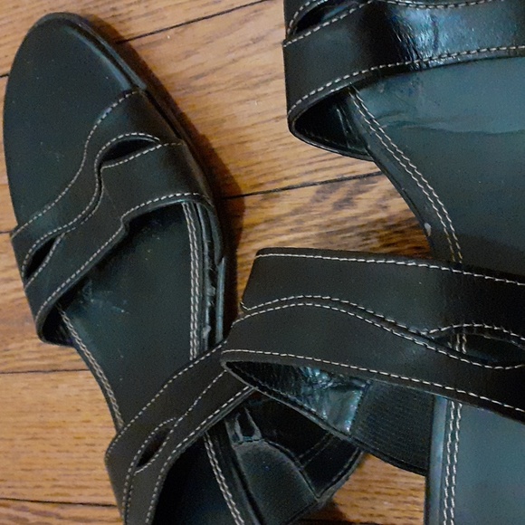 Liz Claiborne leather sandals vintage 90s, 3 for $15 bundle and save - Picture 7 of 11